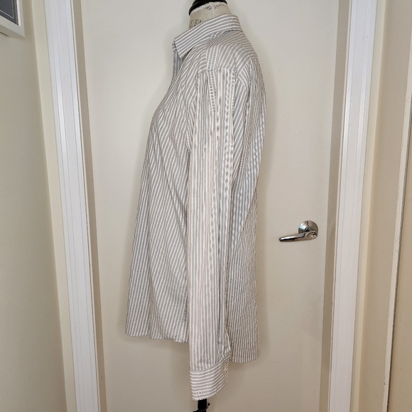 Perry Ellis Men's pinstripe dress shirt - Picture 2 of 10